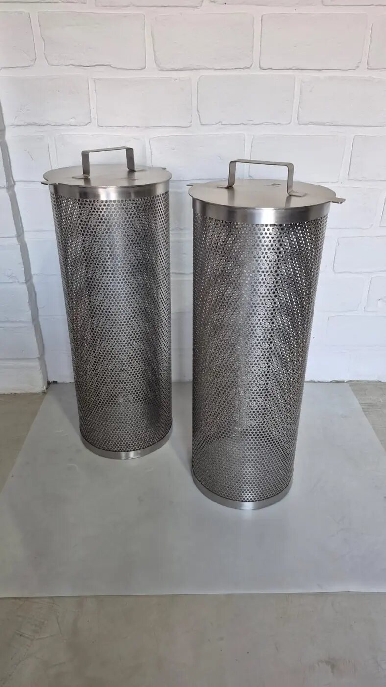Canastos filtrantes especiales de malla metálica